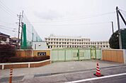 小幡北小学校まで700m、小幡北小学校まで700m(徒歩約9分)