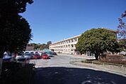 南山中学校まで1200m、南山中学校まで1200m(徒歩約15分)