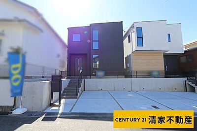 外観:2号棟:閑静な住宅地でのびのび子育て!(2026年10月撮影) 外観:2号棟:閑静な住宅地でのびのび子育て!(2026年10月撮影)