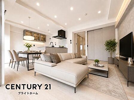 家族が自然と集まるリビングは落ち着きのある空間です♪※家具等はCGでの参考レイアウトです