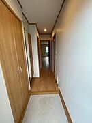 写真は同タイプの別の部屋のものです