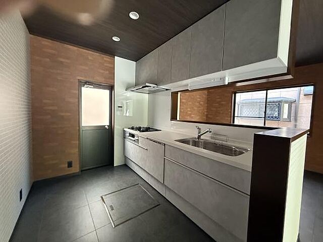 キッチン 彦根市開出今町