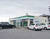 ファミリーマート彦根金田町店まで1078m