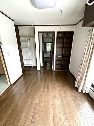 室内 彦根市正法寺町