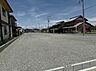 外観：前面道路は6ｍでゆったり