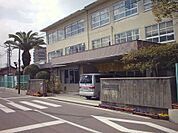 貝塚市立第二中学校まで1445m