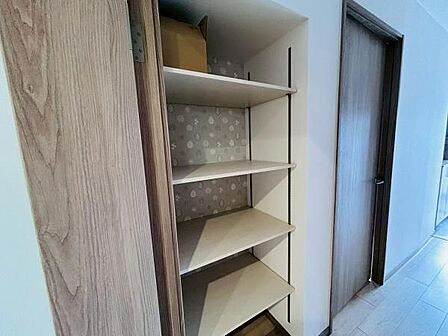 廊下収納