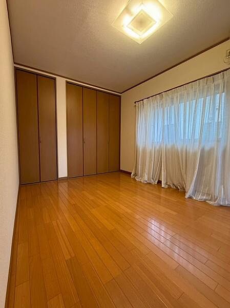 洋室を拡大表示