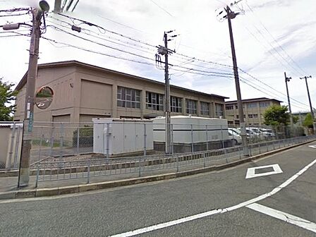 岸和田市立野村中学校まで213m