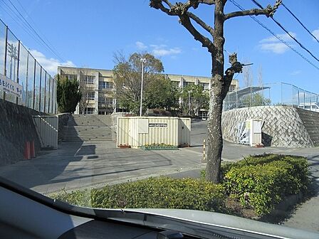 和泉市立光明台中学校まで3180m