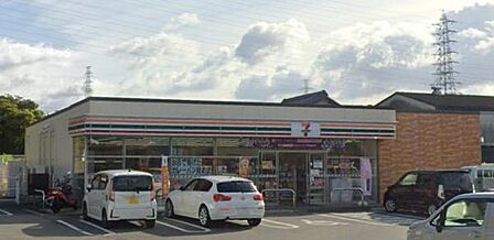 セブンイレブン和泉室堂町店まで349m