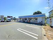 ローソン箕面桜三丁目店まで1143m