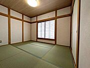 【和室】ナチュラルモダンな雰囲気の和室。押入収納付きです。
