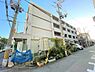 その他：【現地】スーパーが徒歩約8分、コンビニが徒歩約1分の距離にある買い物便利な立地です。