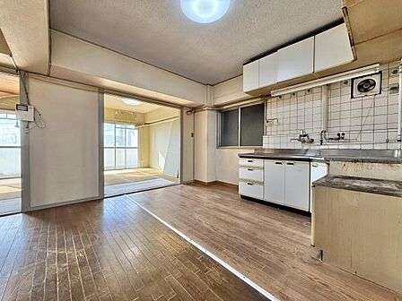 家族の一体感を感じられるDK!家族と過ごす時間を大切にする方にぴったりの住空間です♪