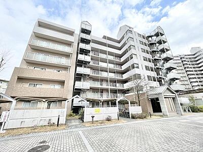 外観：南海泉北線「光明池」駅が徒歩6分。通勤にも外出にもアクセス良好。家族でおでかけすることも増えそうですね♪