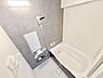 浴室：日頃の疲れを癒すにはもってこいの落ち着いた雰囲気のバスルームになります♪