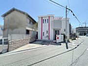 周辺には、コンビニやスーパーなどの生活に便利な施設が揃っております♪