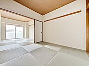 和室の間の扉を開けることで、開放感あふれる空間に！