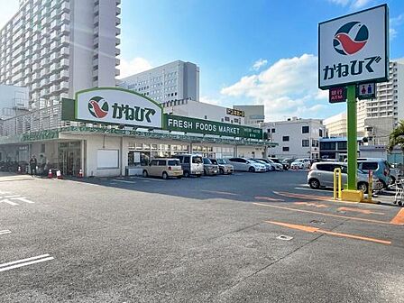 タウンプラザかねひで 壺川店まで750m