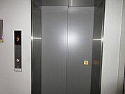 エレベーター完備