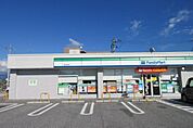 ファミリーマート長浜柳町店まで492m