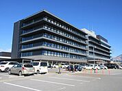 長浜市役所まで1302m