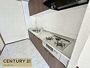 広々と使いやすいシステムキッチン！