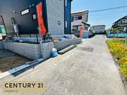 見通しの良い道路で、車の運転も安心です！