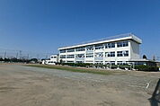 木更津市立金田中学校まで2226m