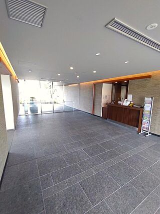 フロントでのコ...