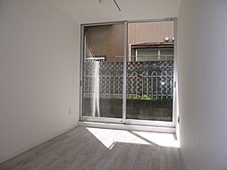 ポラール・ユウキ D 1LDKのリビング/ダイニング