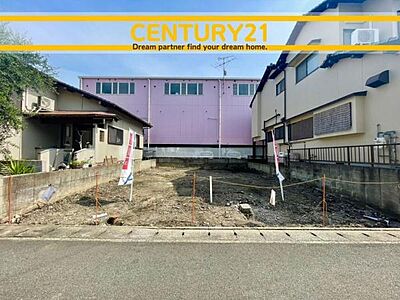外観:■現地写真■建築条件なし~お好きなハウスメーカー・工務店で建築可能~閑静な住宅街!落ち着いた住環境で、子育て世帯にも安心。静かで長く安心して暮らしやすい住環境です。 外観:■現地写真■建築条件なし~お好きなハウスメーカー・工務店で建築可能~閑静な住宅街!落ち着いた住環境で、子育て世帯にも安心。静かで長く安心して暮らしやすい住環境です。