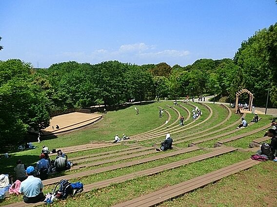 都筑中央公園ま...