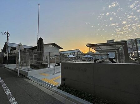 京都市楽只保育所まで169m