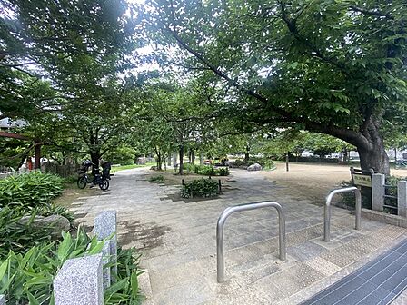 桜井公園まで652m