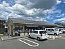 周辺：セブンイレブン京都福王子店まで551m