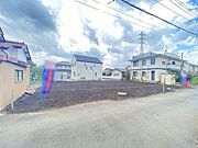 近隣は落ち着いた静かな環境。のんびりと生活していただけます。