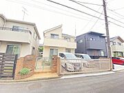 周辺環境はもちろん、陽当たりや設備仕様など行ってみないとわからないことも多くございます。営業担当がご案内いたしますので、お気軽にお問い合わせください。