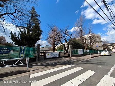 大和市立大和小学校まで350m
