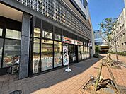 セブンイレブンDayOneタワー柏店まで300m