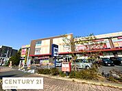マツモトキヨシアクロスプラザ流山店まで300m