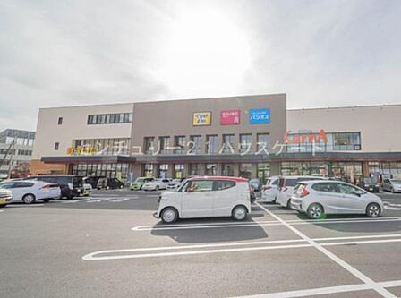 かましんカルナ駅東店まで493m