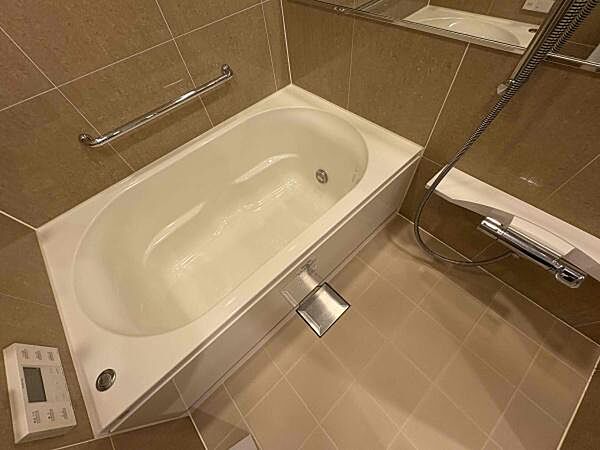 浴室を拡大表示