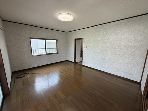 リビング/ダイニングを拡大表示