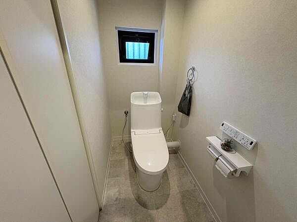 トイレを拡大表示