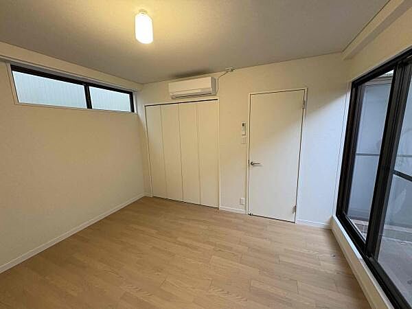 洋室を拡大表示