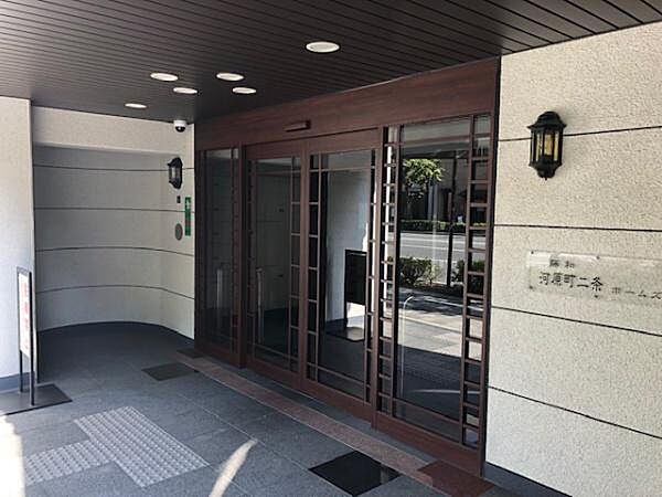エントランスを拡大表示