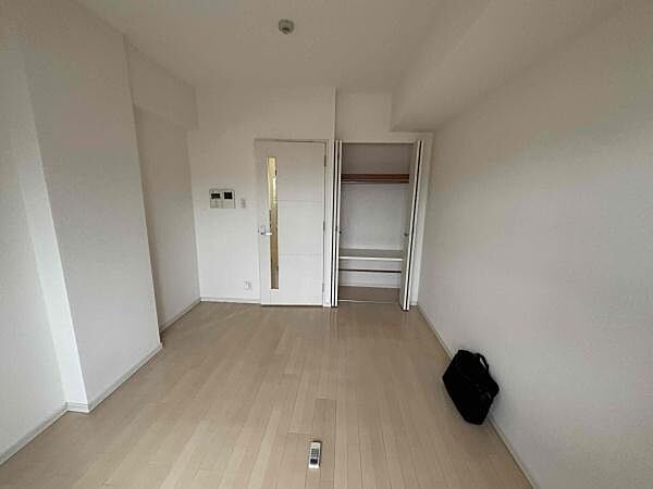 洋室を拡大表示