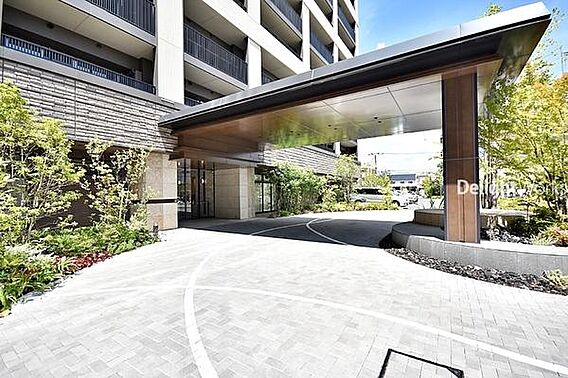 【エントランス...